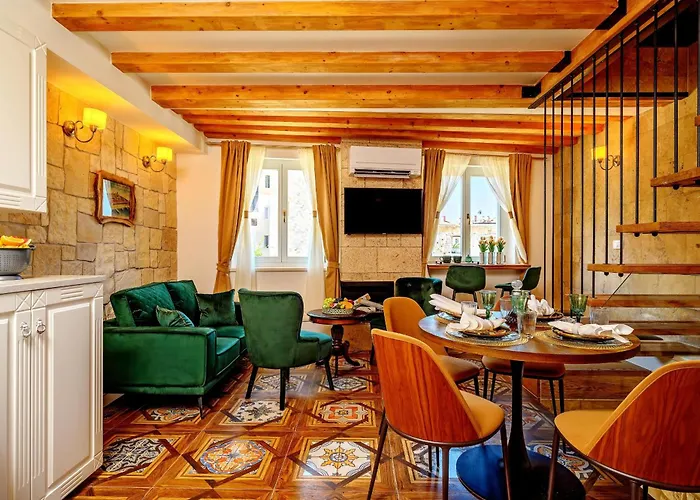 Imperatore Palace Apartment